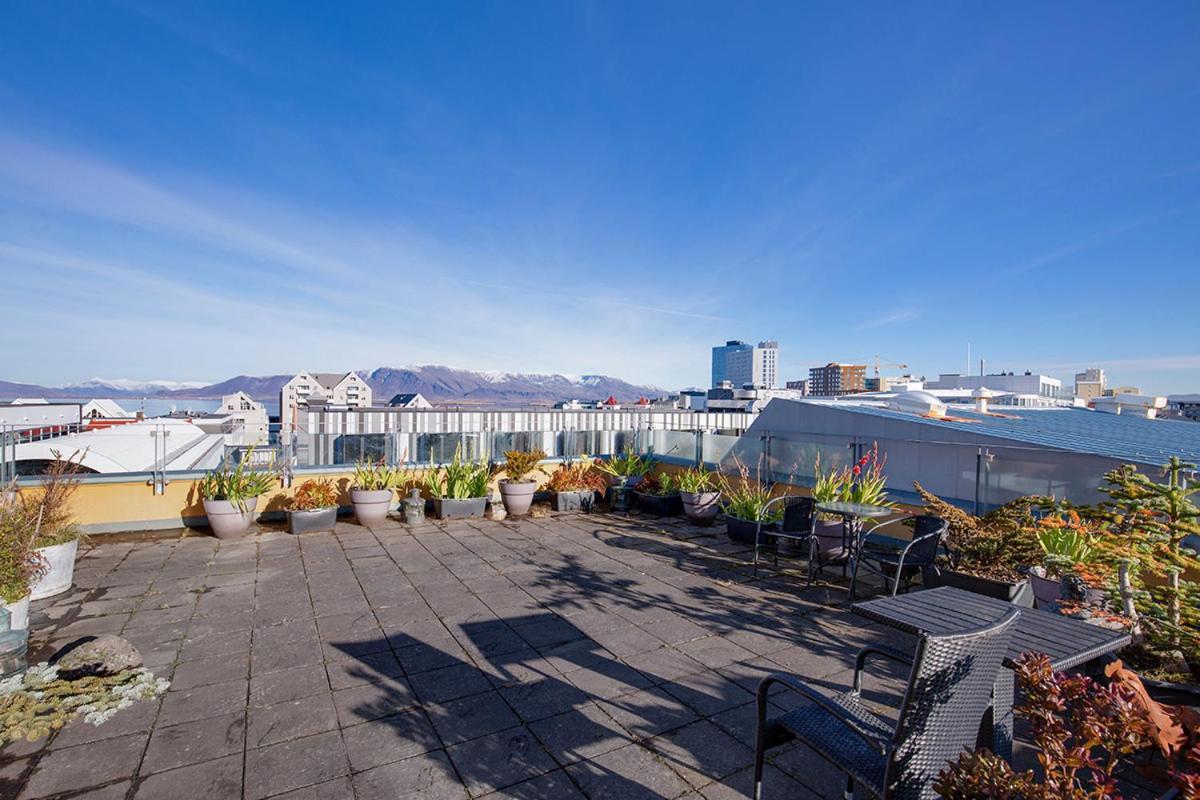 Penthouse Apartment With Panasonic Mountain View ريكيافيك المظهر الخارجي الصورة